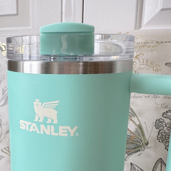 Stanley 40 oz Mint Julep Green Flowstate Quencher H2.0 Insulated Handle Tumbler - Picture 6 of 15